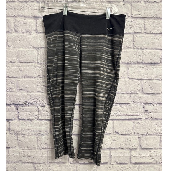 Nike Dri-FIT Capri‎ Leggings Striped Athletic Workout Pants Black Gray L - Picture 1 of 6